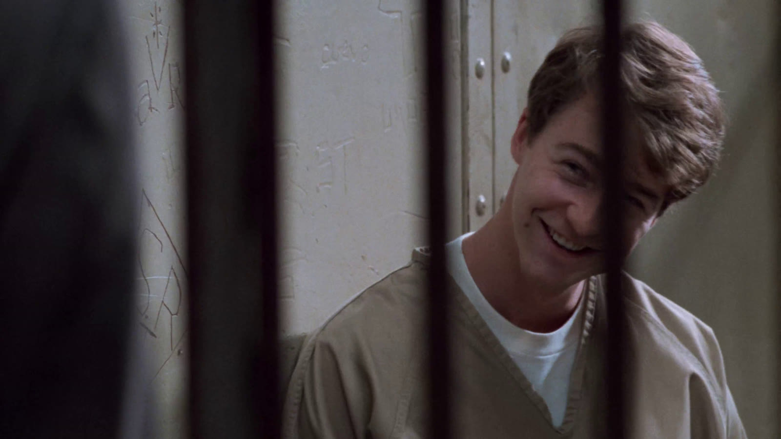 Primal Fear (1996) still at 02:03:55.547