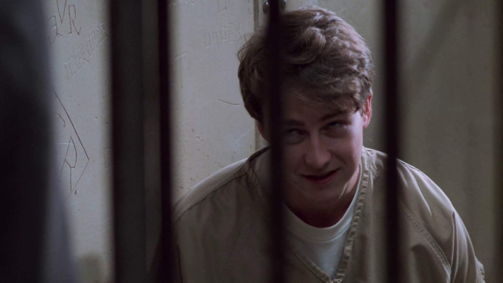 Primal Fear (1996) still at 02:04:32.353